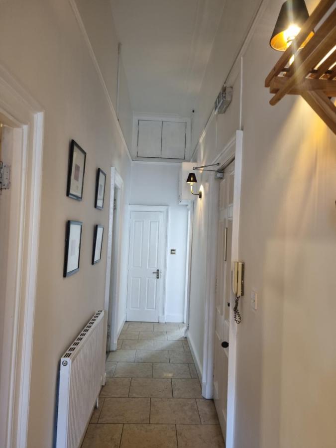 אדינבורו 3 Double-Bed Georgian Apartment In Prime Location מראה חיצוני תמונה